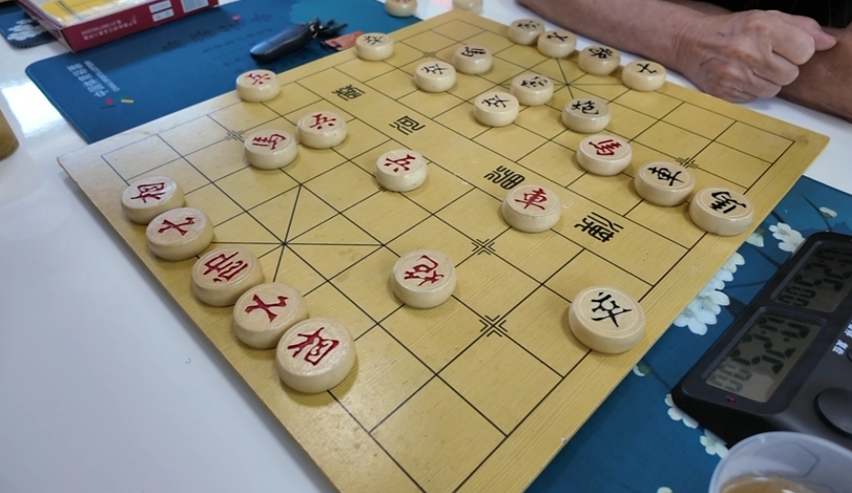 步棋都谨慎, hk, 据悉