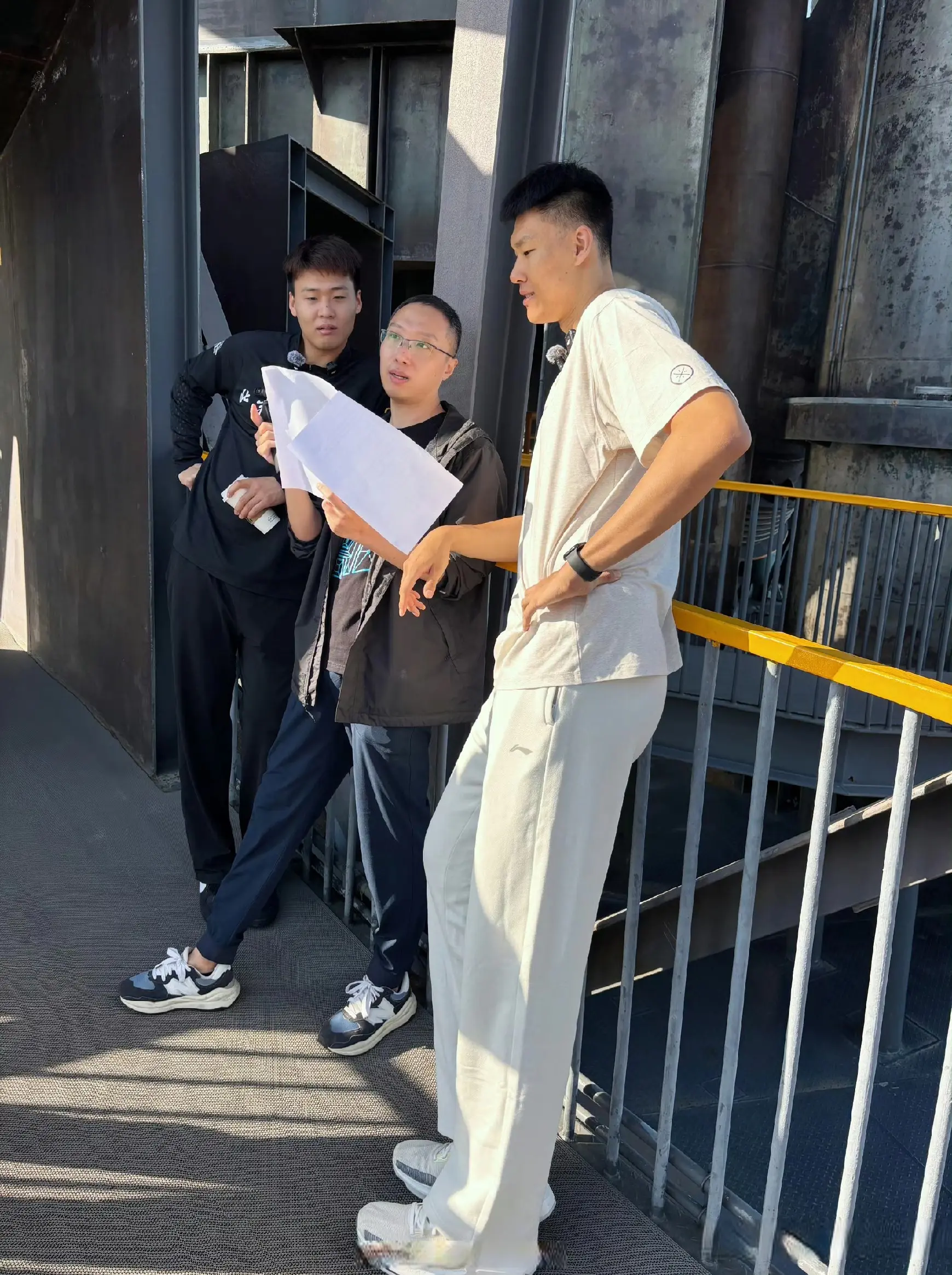 朱彦西进入, 范子铭成变 朱彦西进入, 范子铭成变